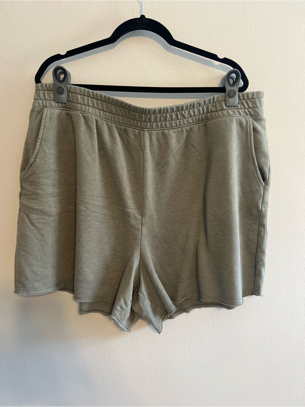 American Eagle Outfitters - Lot of 2 Sweat Shorts - Olive & Grey | Women’s XXL - Picture 2 of 9